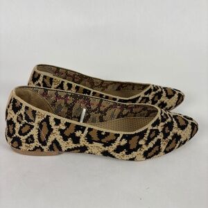 Skechers Women's size 8 Cleo Claw-Some Ballet Flats Leopard Fabric Pointed Shoes